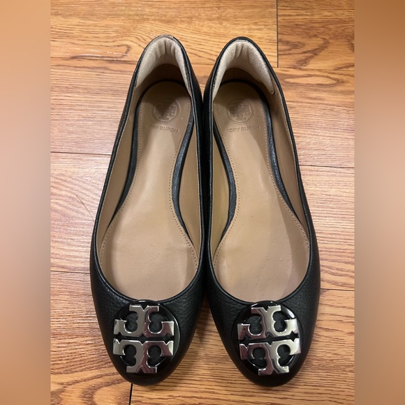 Tory Burch Flats - size 6 - Picture 2 of 6